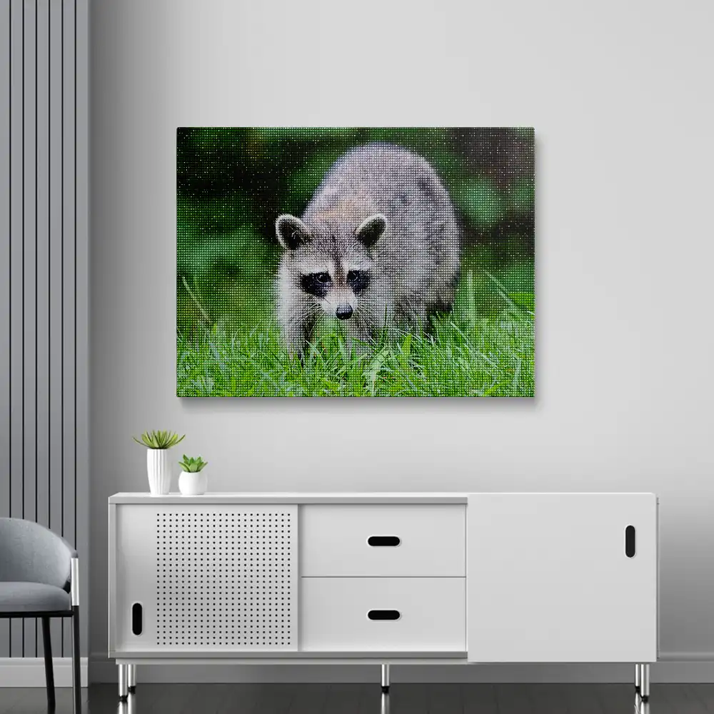 Painting raccoon diamond painting